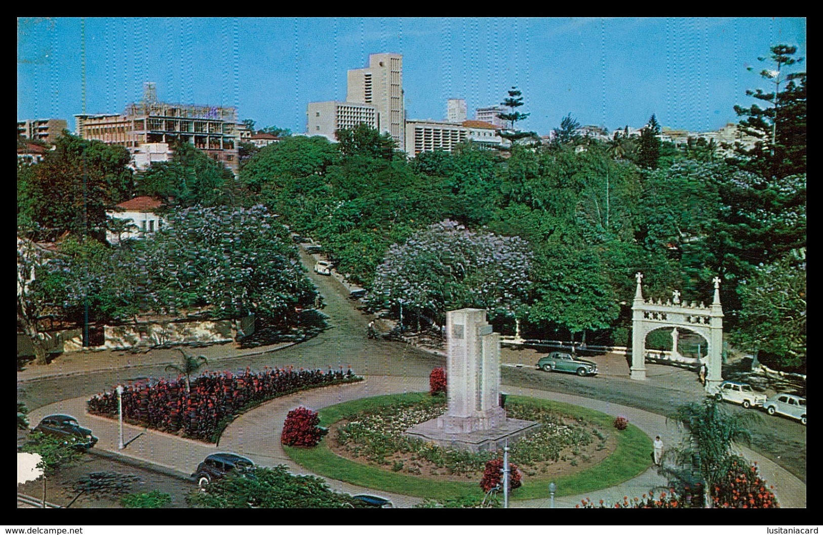 LOURENÇO MARQUES -Jardim Vasco Da Gama E Edificio Da Radio Clube Moçambique. (Ed.Focarte Nº 6) Carte Postale - Mozambique