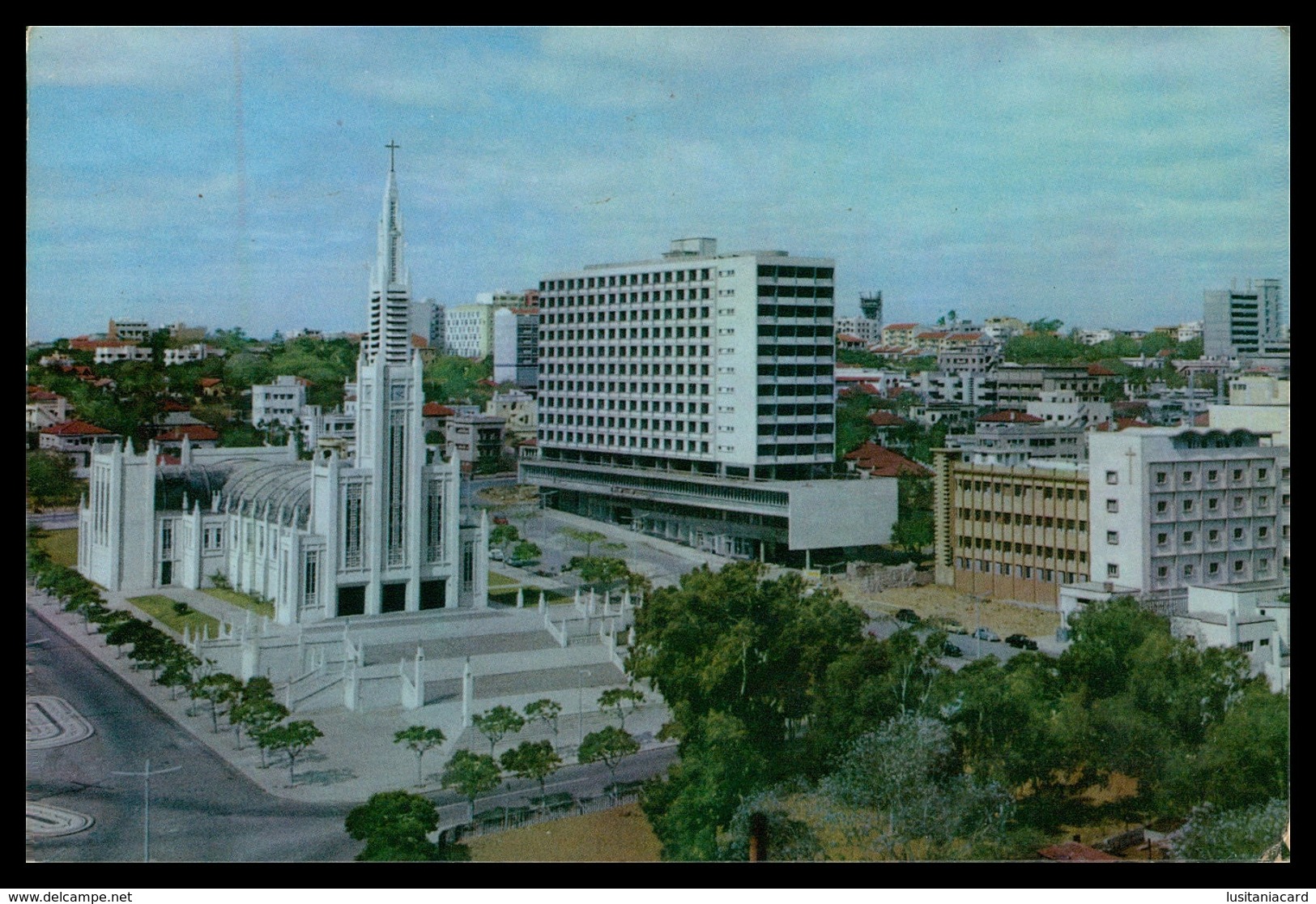 LOURENÇO MARQUES -Catedral De Nª. Sra. Da Conceição  ( Ed.Foto Coimbra Casa Bayly Nº 2) Carte Postale - Mozambique