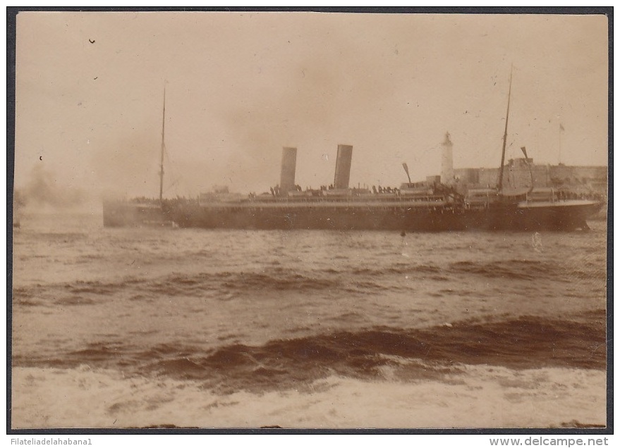 POS-222 CUBA CIRCA 1910 PHOTO HAVANA HARBOR WITH SHIP. BARCOS EN LA BAHIA DE LA HABANA 7,5 X10,7cm. - Autres & Non Classés