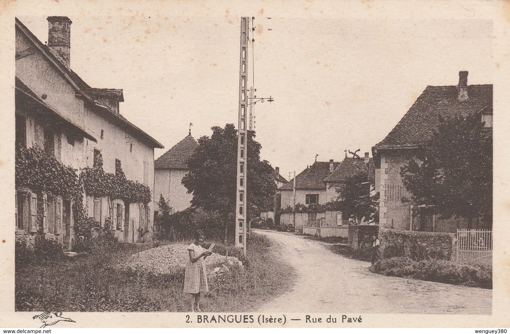 38 BRANGUES   -Rue Du Pavé    PLAN PAS COURANT - Brangues