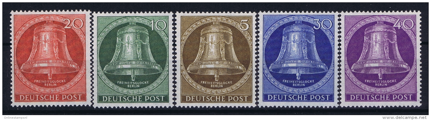 Berlin:  Mi Nr 101 - 105  MNH/**/postfrisch/neuf Sans Charniere 1953 Glocken Mitte - Ungebraucht