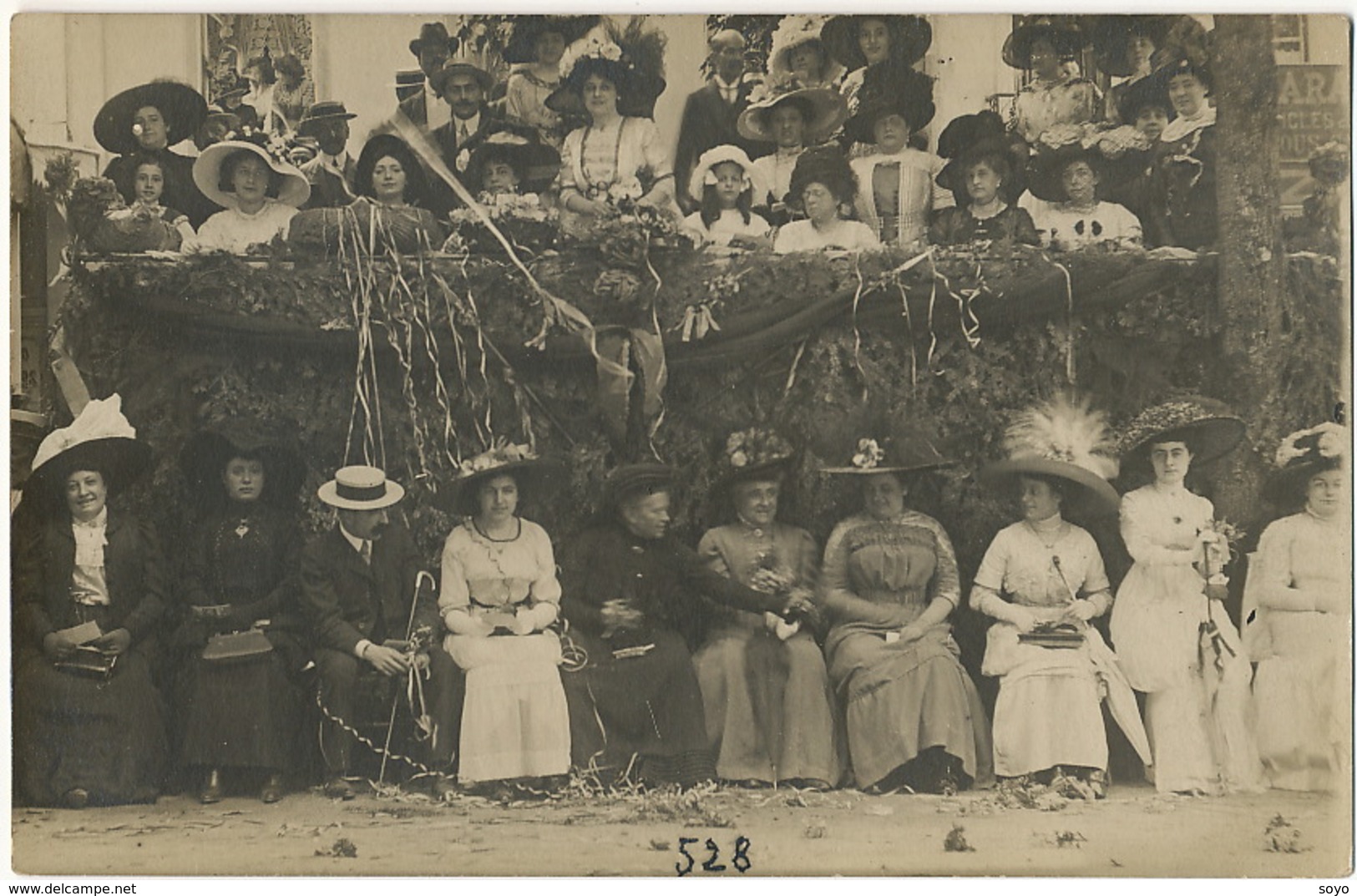 Carte Photo Fete Des Fleurs 21 Aout 1910  Amboise ? Formerie Oise ? - Manifestazioni