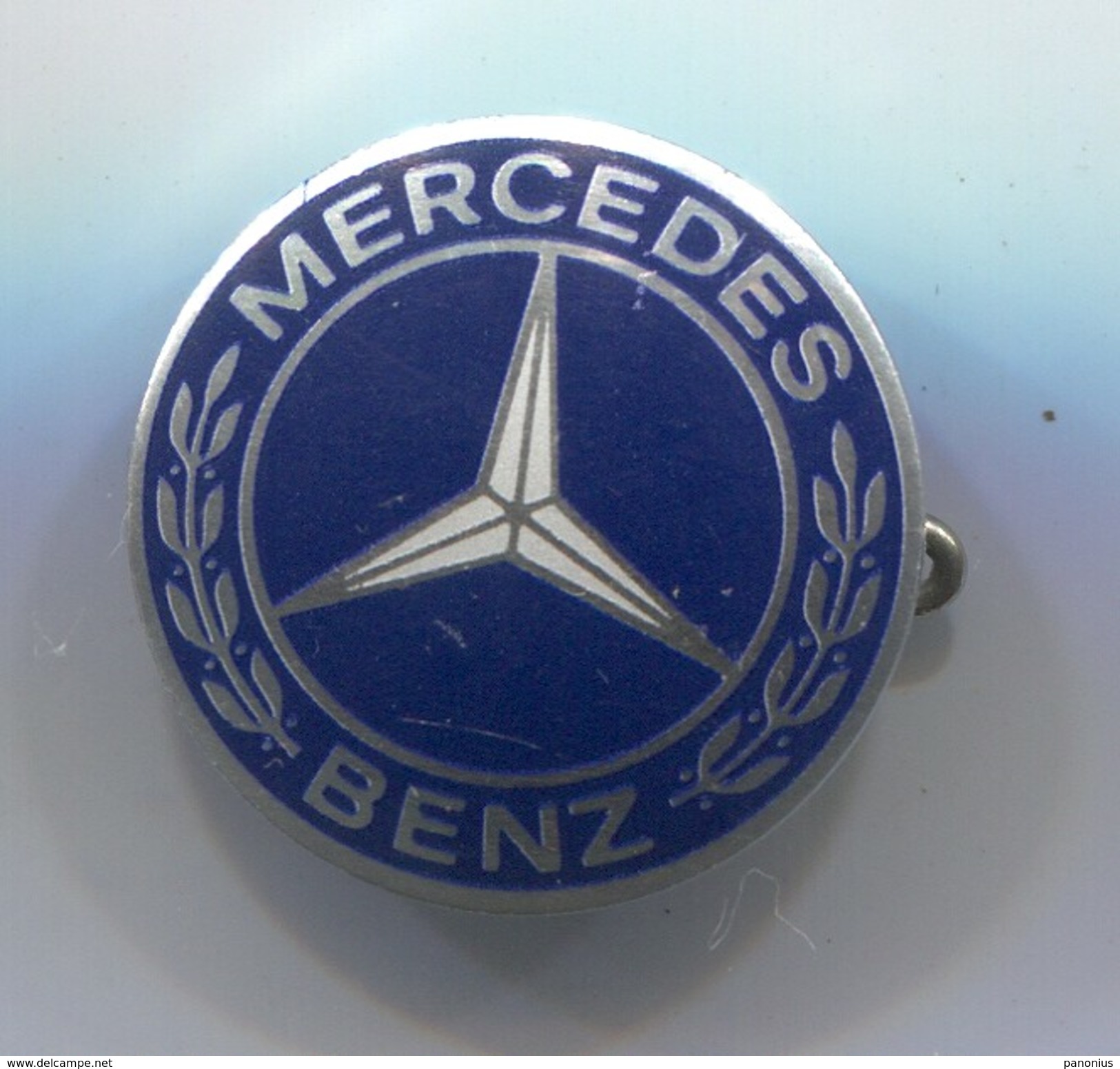 MERCEDES BENZ -  Car, Auto, Automotive, Vintage Pin, Badge, Abzeichen - Mercedes