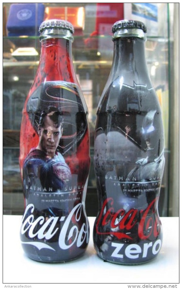 AC - COCA COLA BATMAN V SUPERMAN JUSTICE LEAGUE SHRINK WRAPPED EMPTY BOTTLES & CROWN CAPS - Botellas