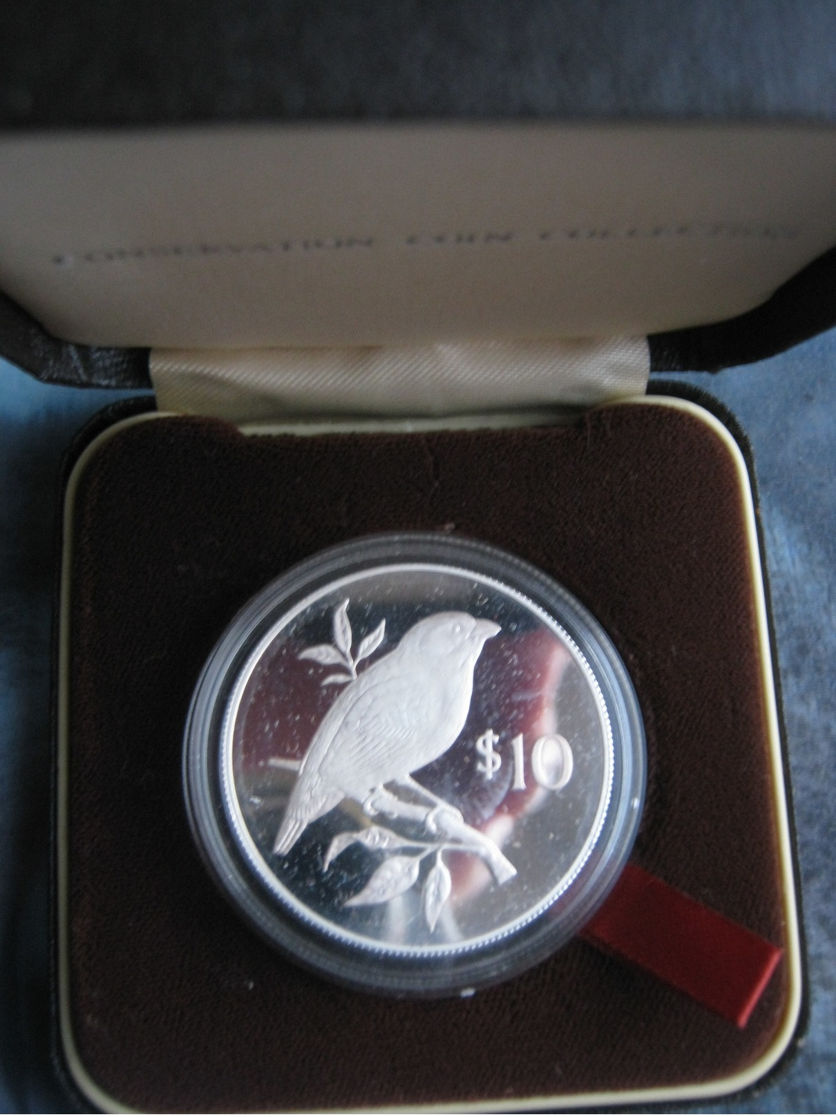 Fiji 1978 WWF Conservation Series Silver Proof 10$ Dollar Coin Parrot Finch Cased By Royal Mint - Figi