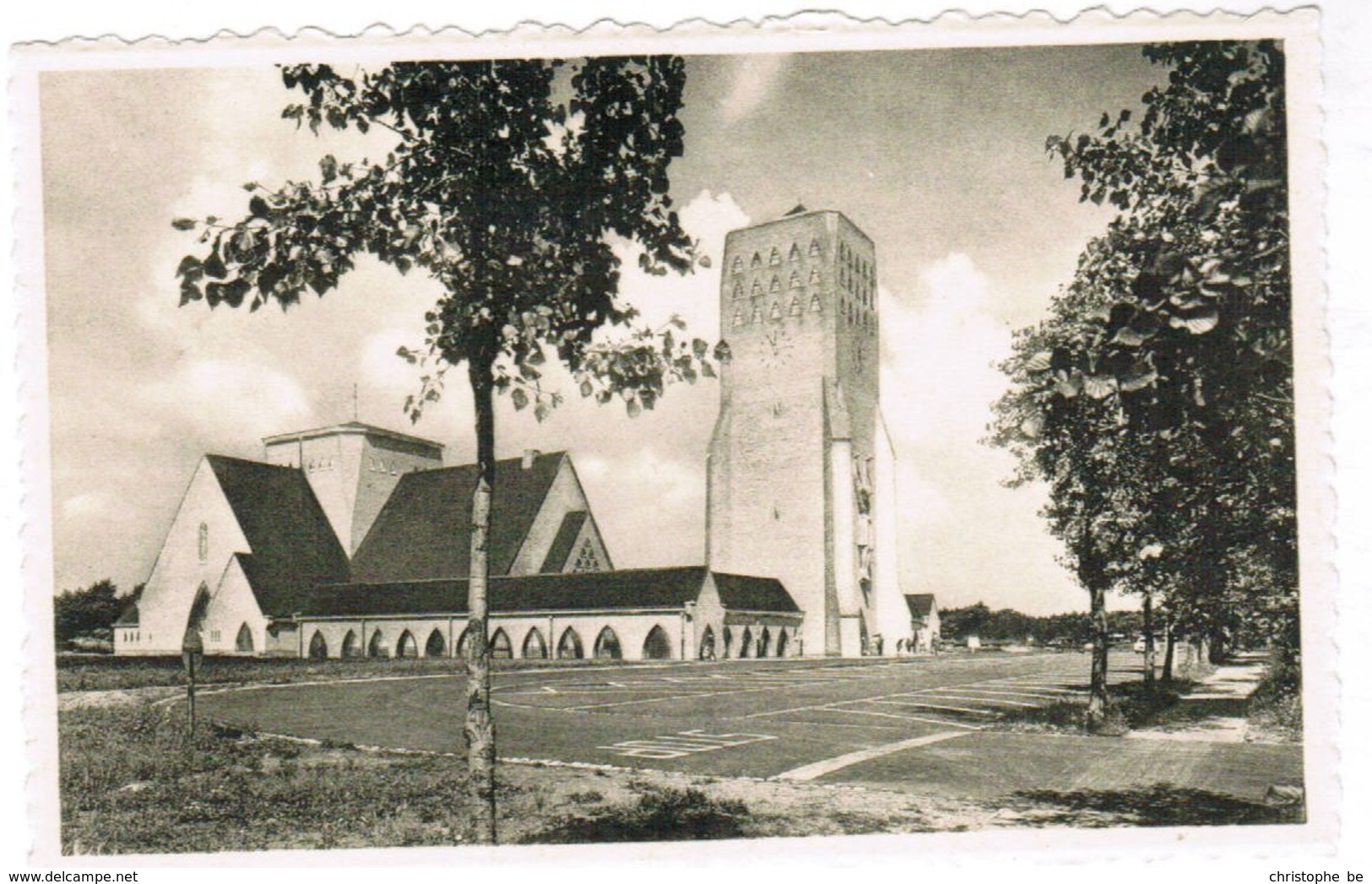 Oostduinkerke St Niklaaskerk (pk32131) - Oostduinkerke