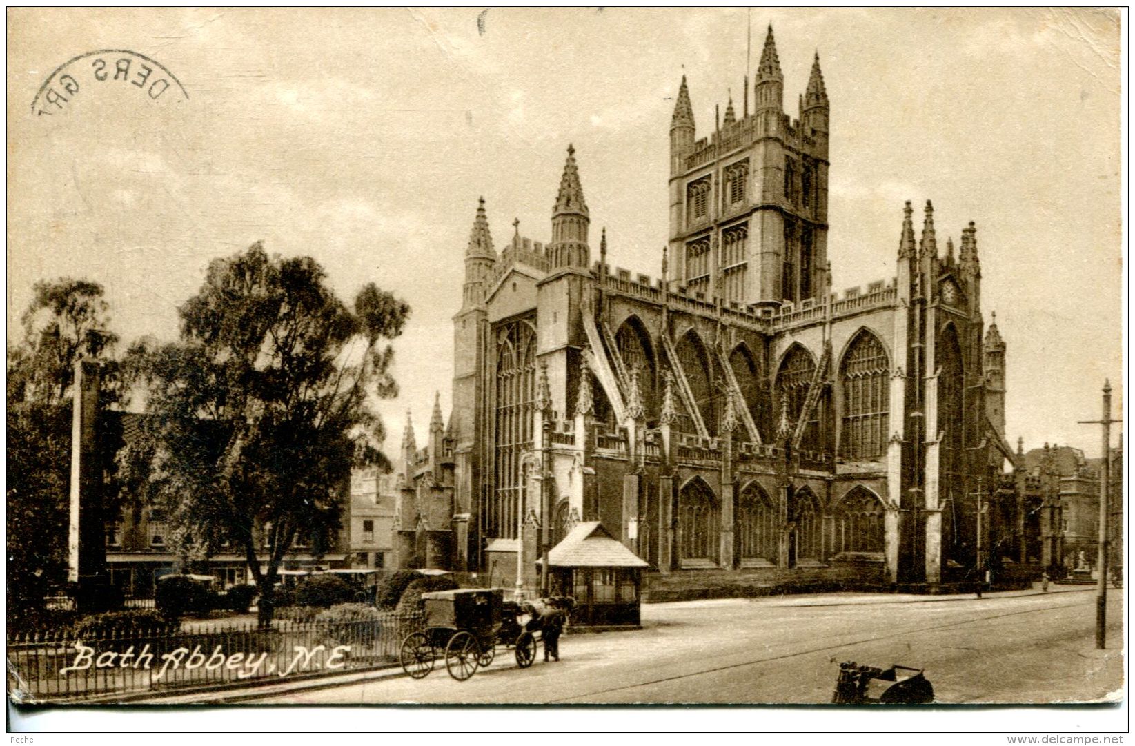 N°29827 -cpa Bath Abbey .N.E - Bath