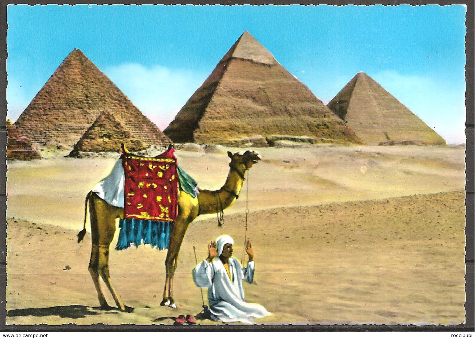 Gebet Bei Den Giza Pyramiden - Pyramids
