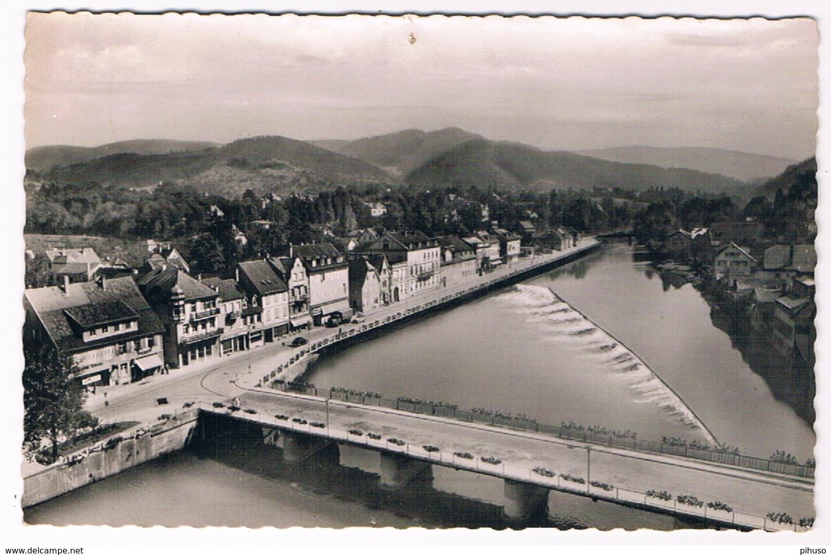 D-6823   GERNSBACH : Blick Auf Die Igelsbachstrasse Mit Der Markt - Gernsbach