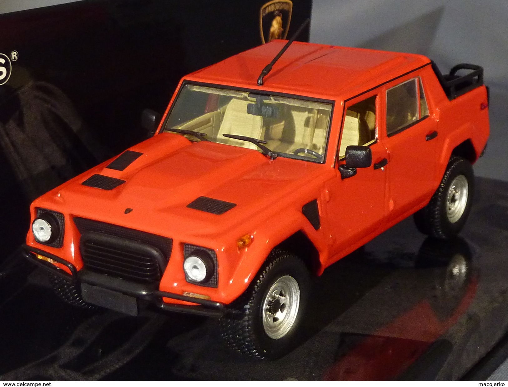 Minichamps 436103372, Lamborghini LM002, 1984, 1:43 - Minichamps