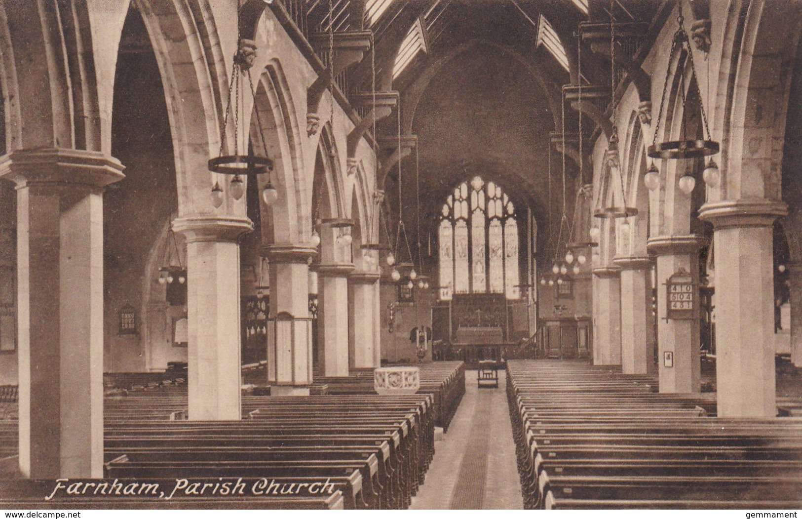 FARNHAM PARISH CHURCH INTERIOR - Surrey