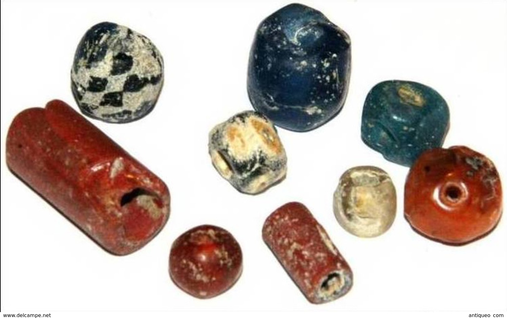 Lot De Perles Antiques Et Mérovingiennes - Archéologie