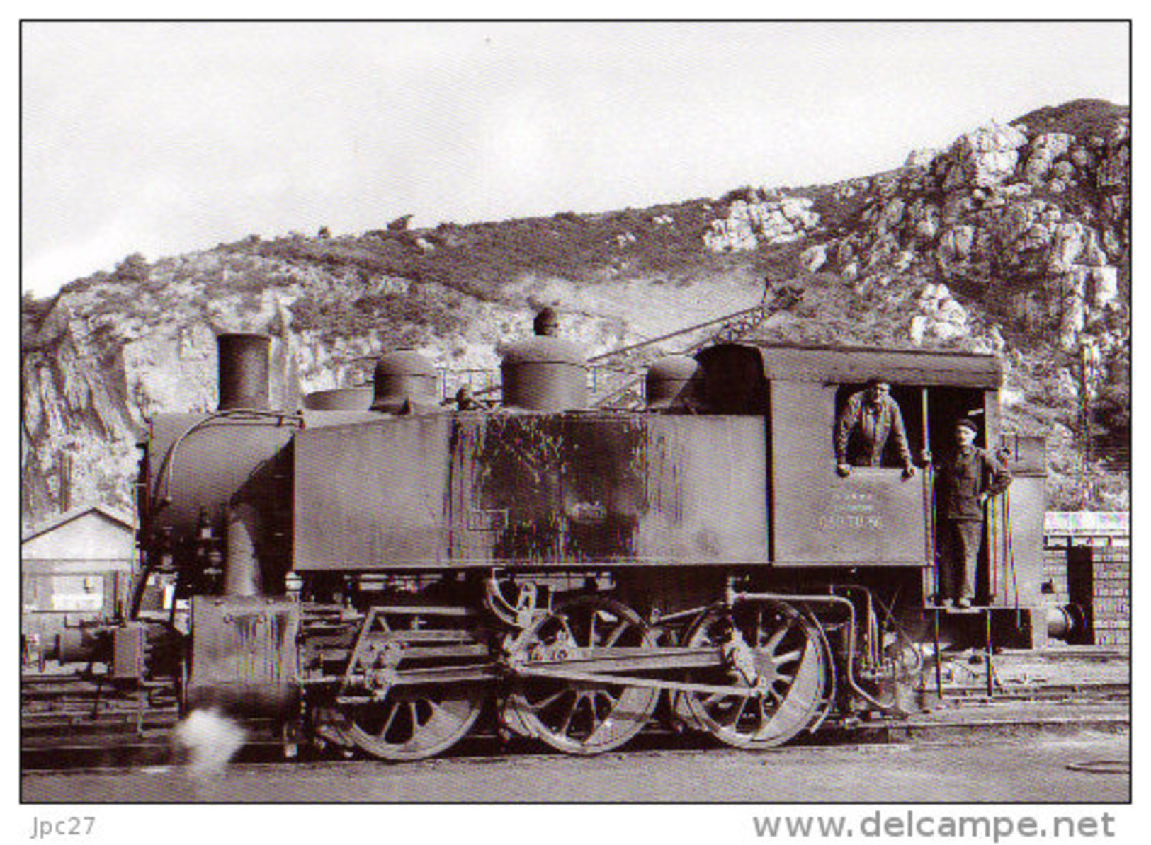 Unique 50 Carte Photo CHERBOURG - Locomotive Américaine Stationnant à CHERBOURG - Cherbourg