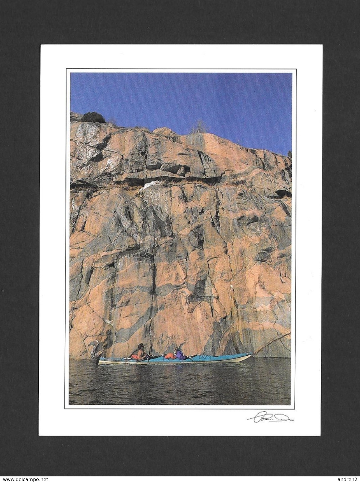 SAGUENAY - QUÉBEC - LE KAYAK UNE ACTIVITÉ LE LONG DU FJORD DU SAGUENAY - PHOTO ALAIN DUMAS - Saguenay