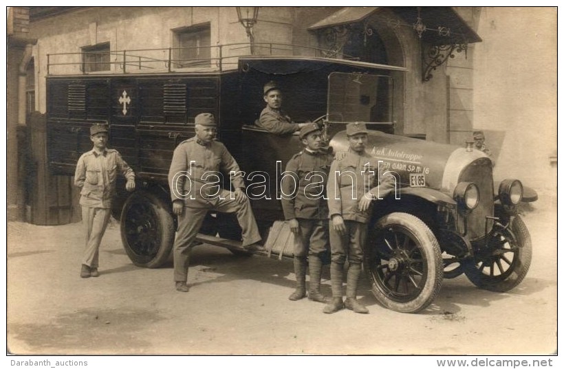 ** T2/T3 K.u.K. Autotruppe Garnison-Spital Nr. 16. / WWI-era K.u.K Funeral Services Wagon, Original Photo - Non Classés