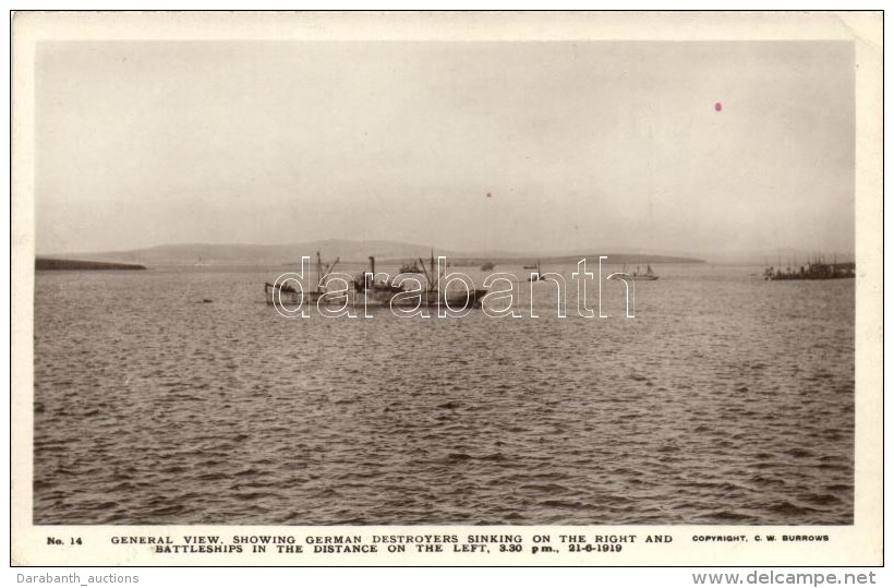 ** T2/T3 German Destroyers Sinking On The Right And Battleships In The Distance (EK) - Non Classés