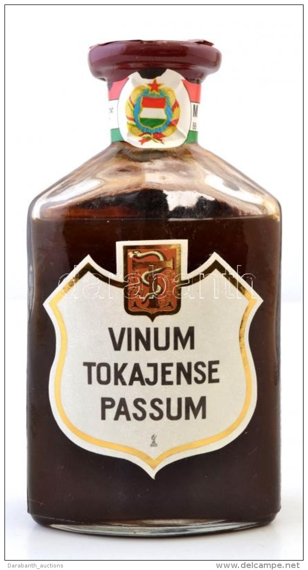 1981 Vinum Tokajense Passum, 5 Puttonyos Tokaji Asz&uacute;, Eredeti Doboz&aacute;ban, 0,3 L - Autres & Non Classés