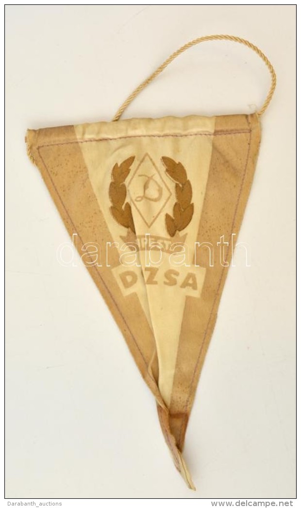 Cca 1950 Ujpest D&oacute;zsa SC Sportz&aacute;szl&oacute;, Megviselt &aacute;llapotban, 21x13 Cm. - Autres & Non Classés