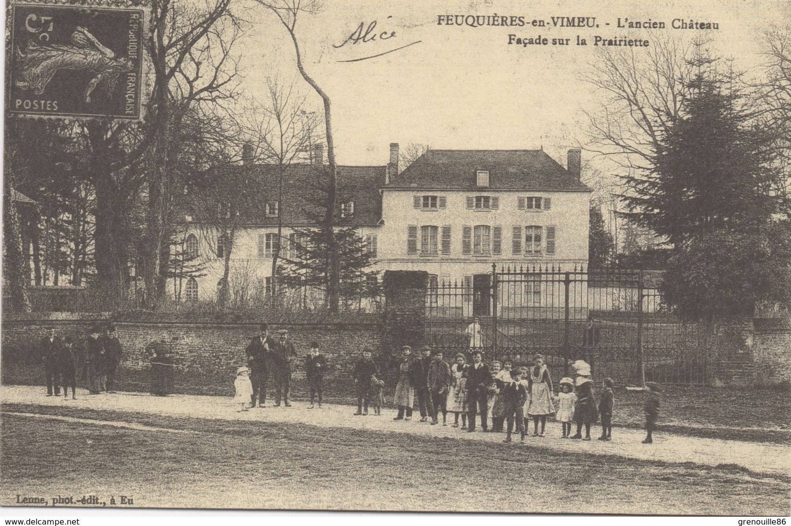 80 FEUQUIERES EN VIMEU  L'Ancien Chateau Façade Sur La Prairiette  Reproduction CPA "Cartes D'Autrefois" - Feuquieres En Vimeu