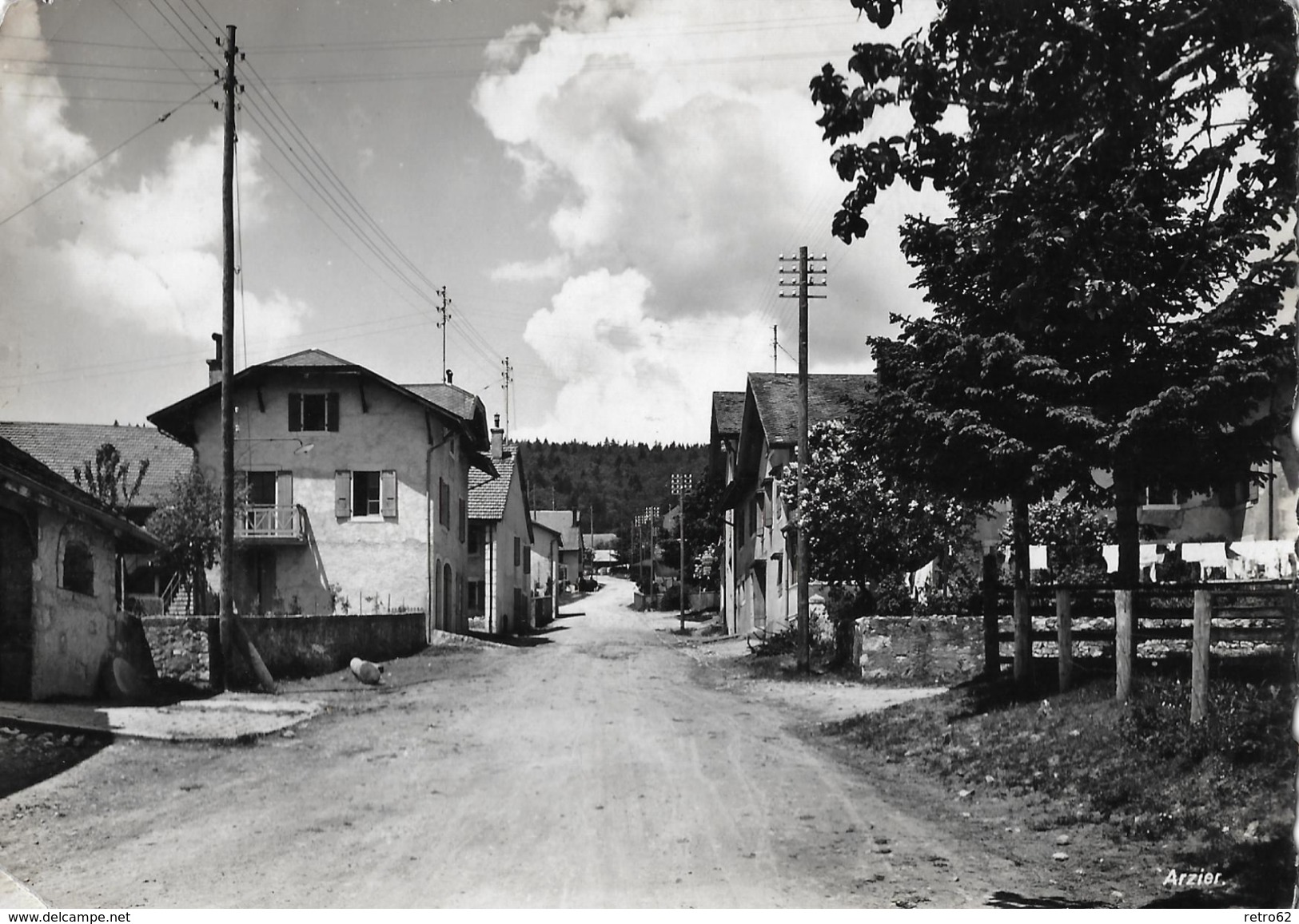ARZIER &rarr; Dorfstrasse, Fotokarte Ca.1950 - Arzier-Le Muids
