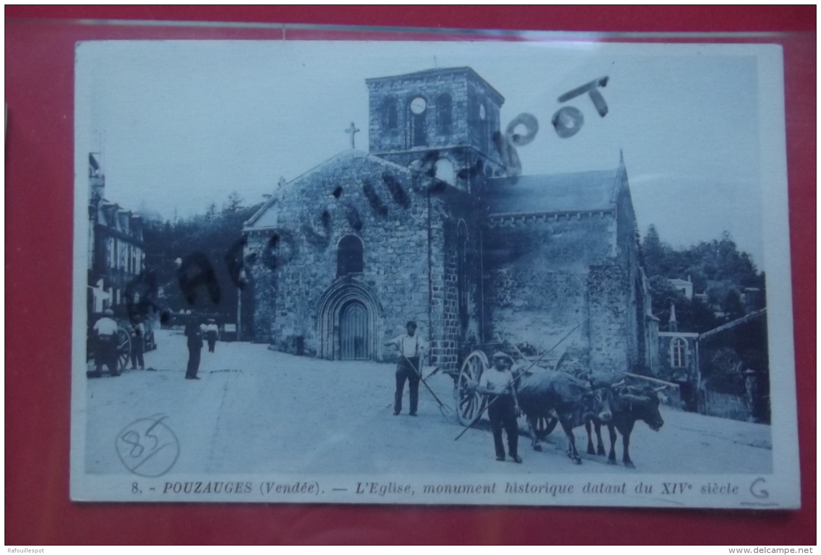 Cp Pouzauges L'eglise Monument Historique Animé Boeufs N 8 - Pouzauges