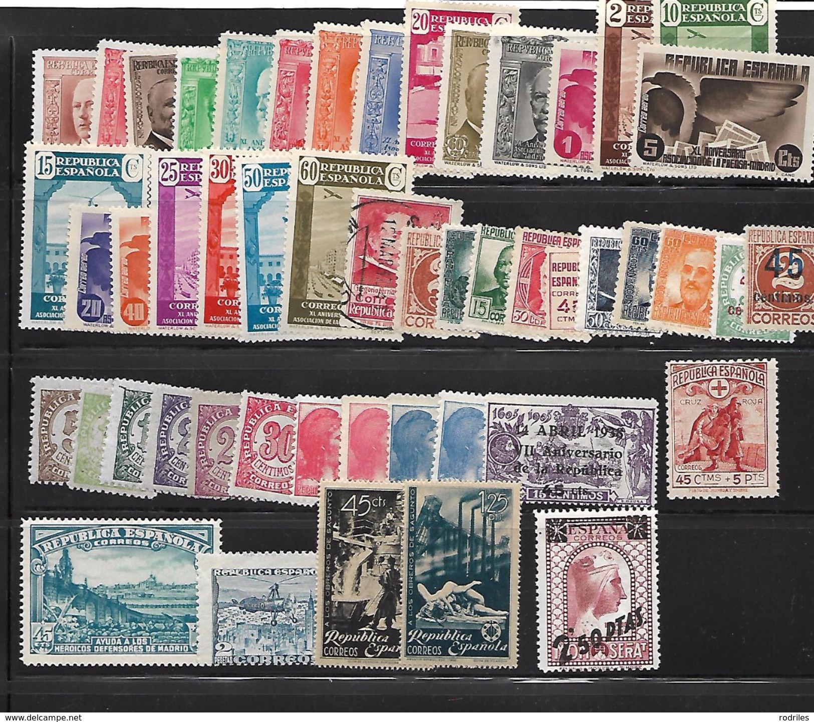 España. Coleccion De 223 Sellos Diferentes De 1900 A 1936..Valor Del Conjunto Por Catalogo 333. 15 EUROS - Ungebraucht