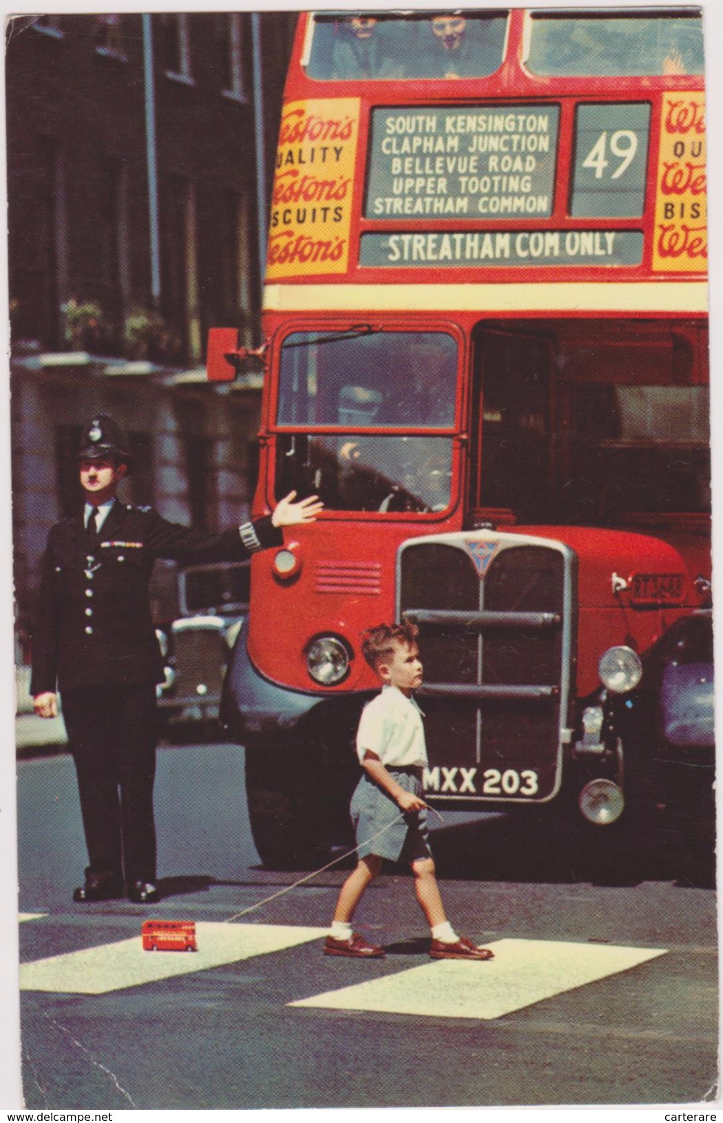 ROYAUME UNI,UNITED KINGDOM,angleterre,england,LONDON,LONDRES,policier,agent De La Circulation,policeman,duty,bus,enfant - Other & Unclassified