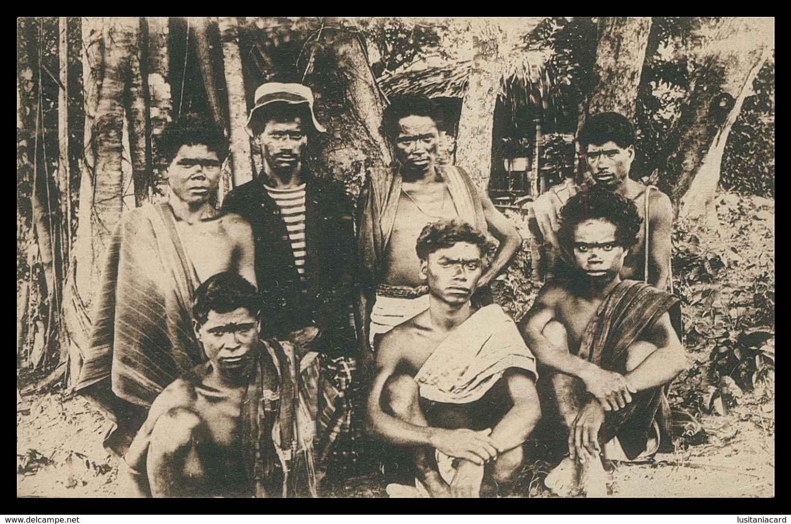 TIMOR - COSTUMES - Tipos E Costumes. ( Ed. Da Missão)  Carte Postale - Timor Oriental