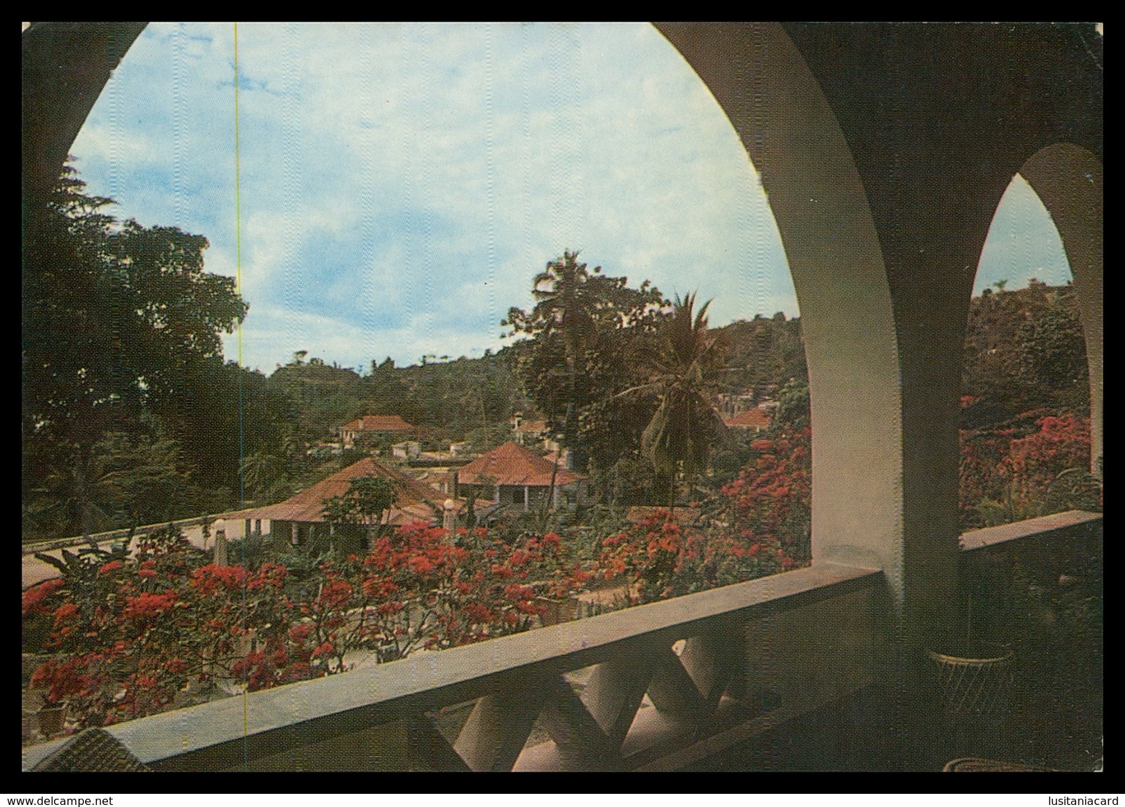 TIMOR - HOTEIS E RESTAURANTES -  Varanda Da Pousada De Santiago.  Carte Postale - Timor Oriental