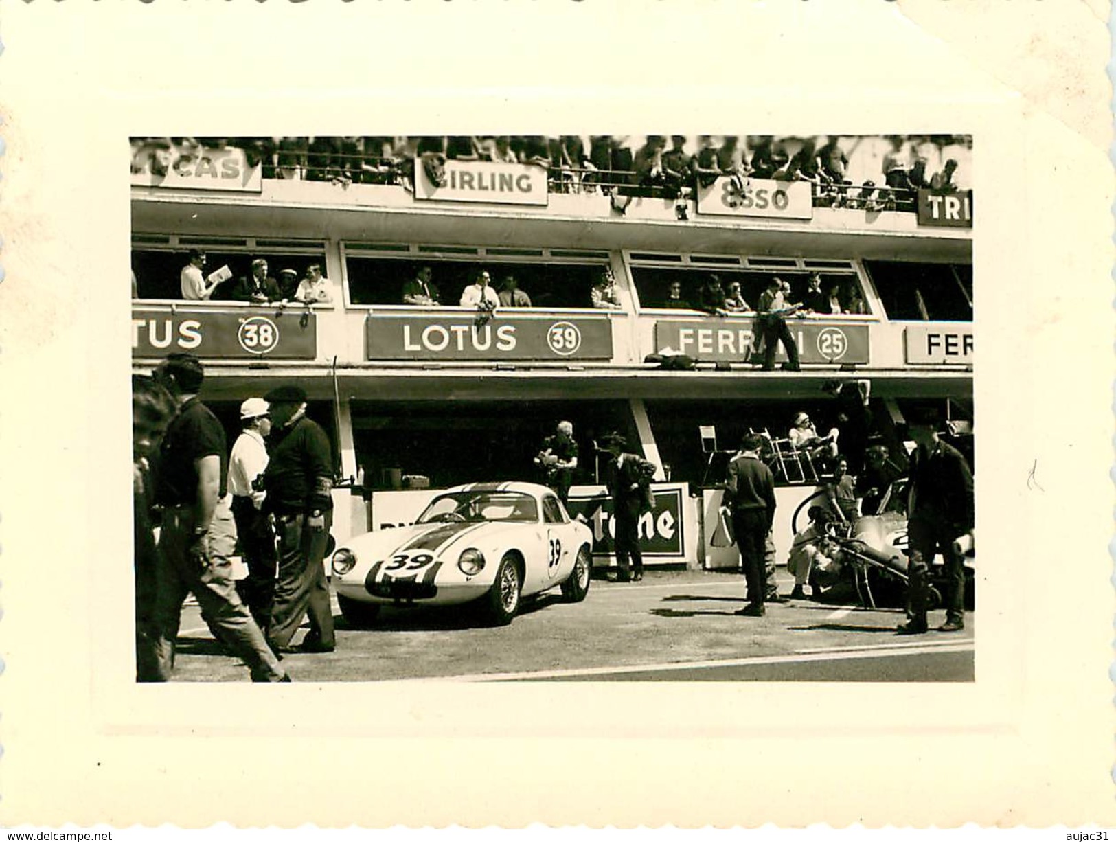 Sports -Sport automobile - Voitures - Courses automobiles - Le Mans - 24 heures du Mans -Photographie- 18 petites photos