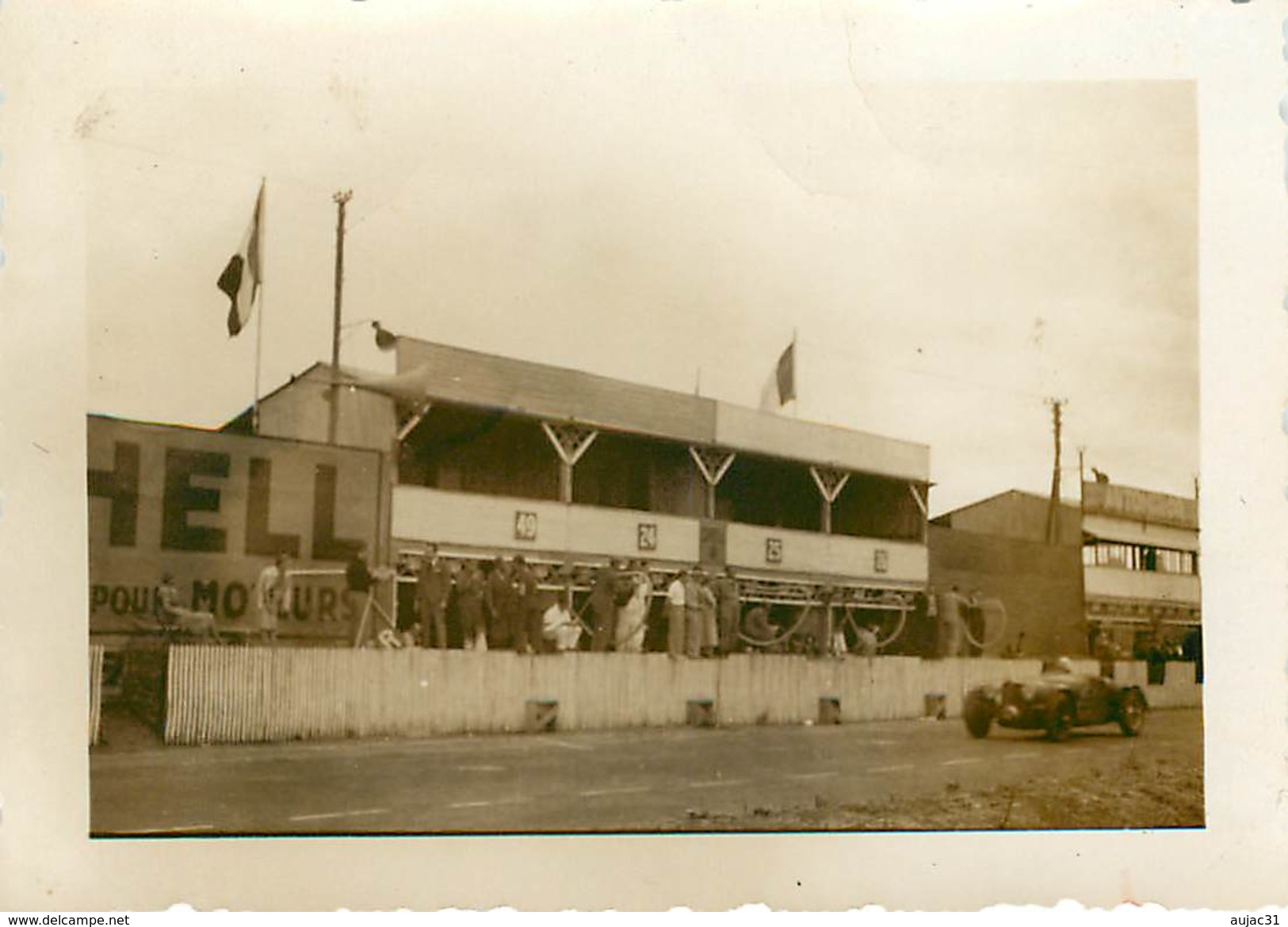 Sports -Sport automobile - Voitures - Courses automobiles - Le Mans - 24 heures du Mans -Photographie- 18 petites photos