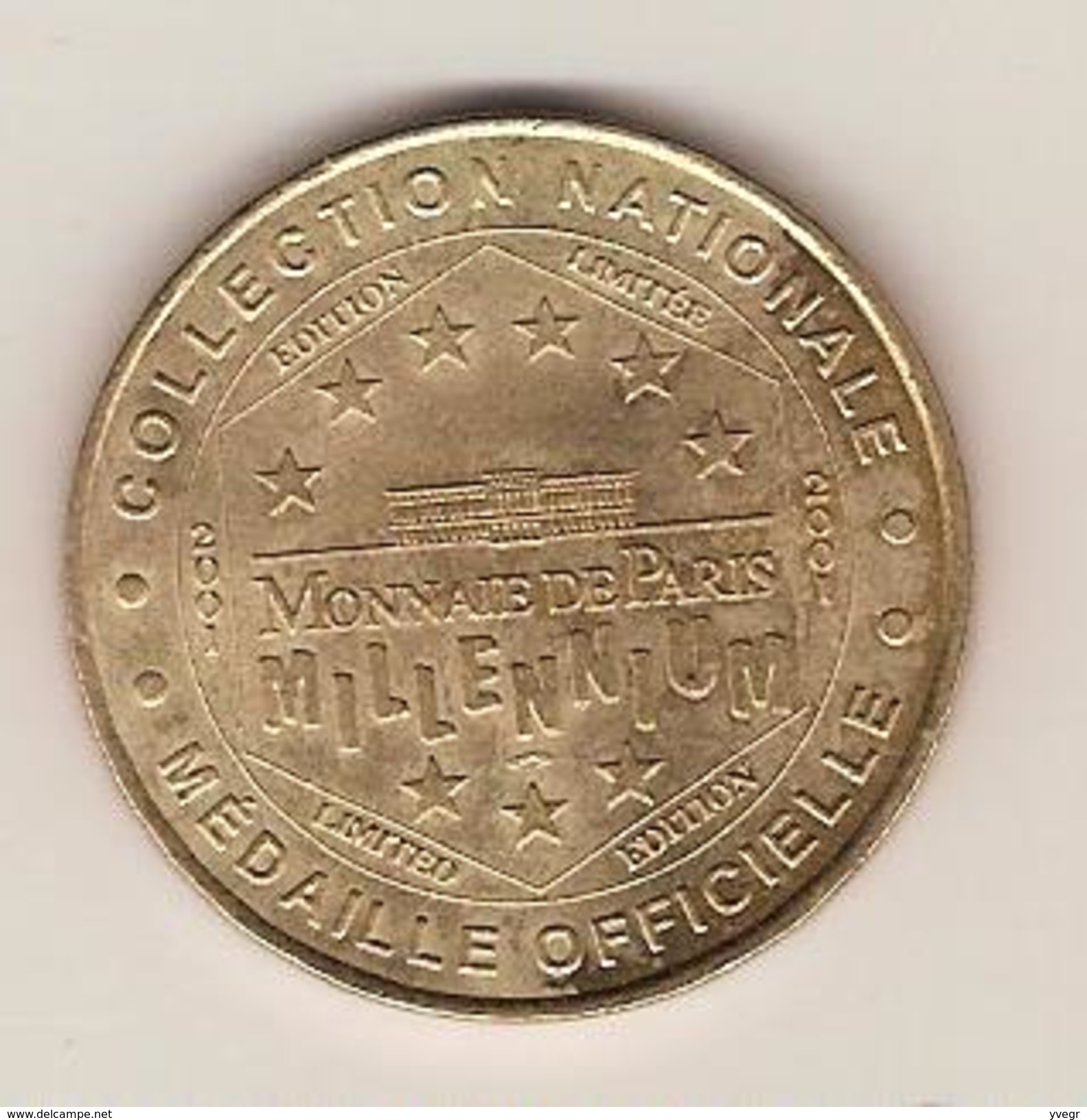 - Monnaie De Paris - PARIS , Basilique Du Sacré Coeur MONTMARTRE N°1 Vue Générale N°1 Année 2001 Cote 25 &euro; - 2001