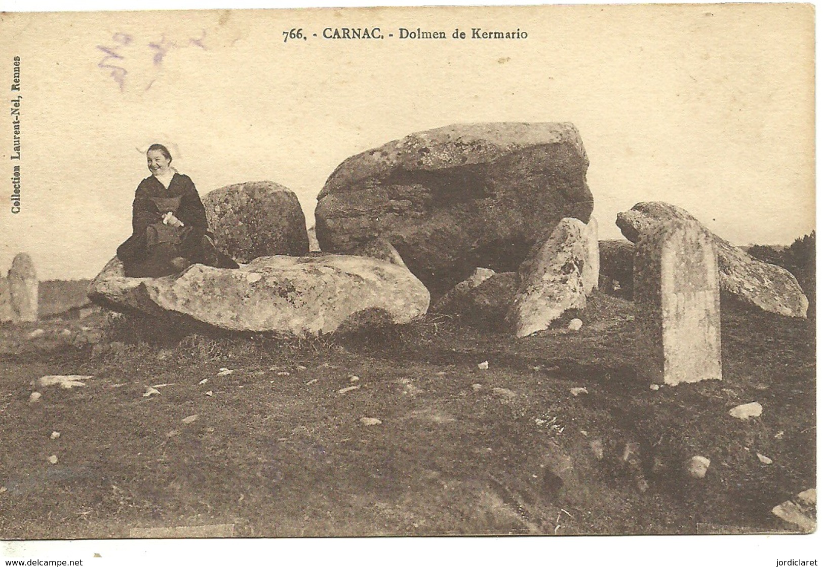 CARD  CARNAC - Dolmen & Menhirs