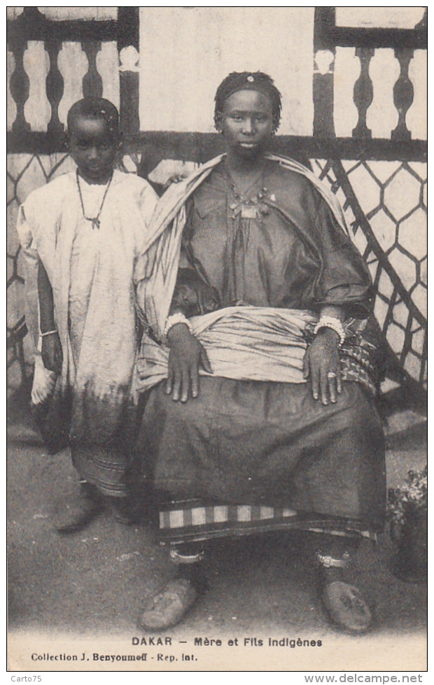 Afrique - Sénégal - Dakar - Mère Et Son Fils Indigènes - Collection Benyoumoff - Senegal