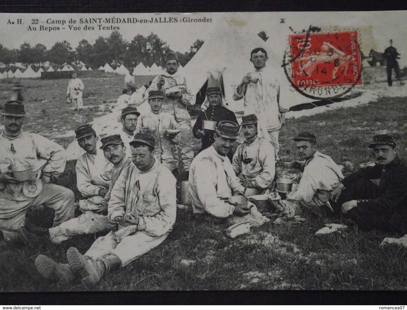 SAINT-MEDARD-en-JALLES (Gironde) - Lot De 2 CPA - APRES La SOUPE - Au REPOS, Vue Des TENTES - Animées - Voyagées - Autres & Non Classés