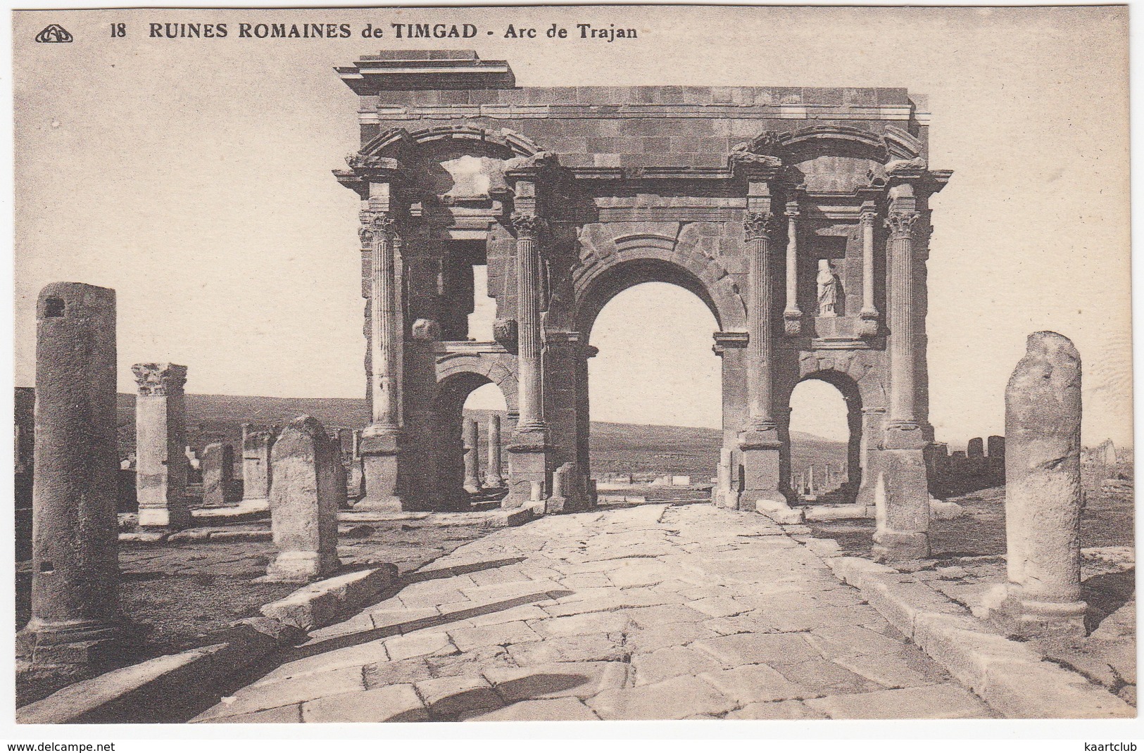 Timgad: Arc De Trajan - 18 - Ruines Romaines De Timgad - (Algerie) - Plaatsen