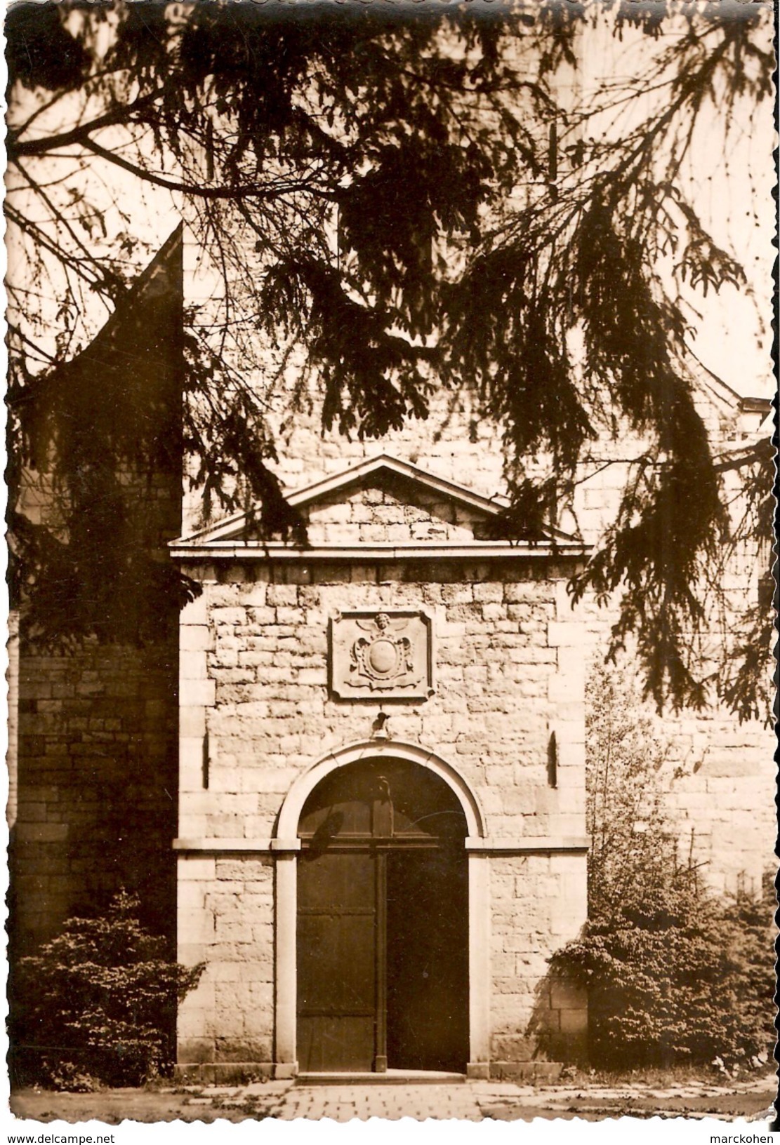 GERPINNES (6280) : Loverval - Eglise St.-Laurent. CPSM. - Gerpinnes