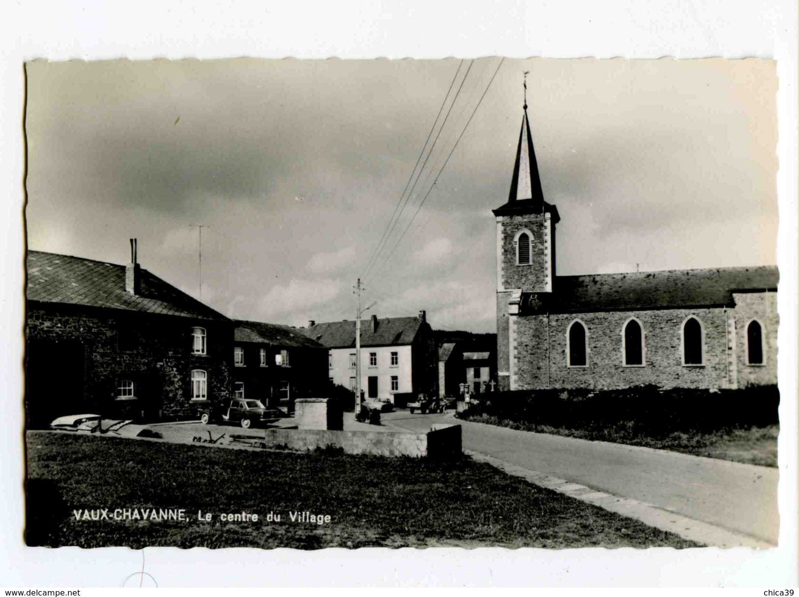 C 19009  -  Vaux-Chavanne  -  Le Centre Du Village  -  Photo Véritable - Manhay