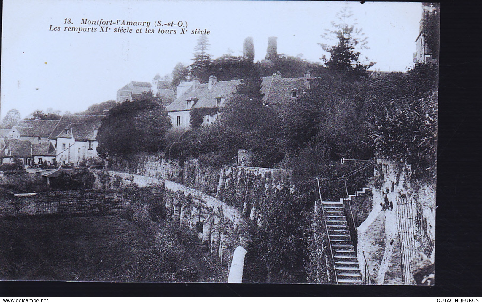 MONFORT L AMAURY - Montfort L'Amaury