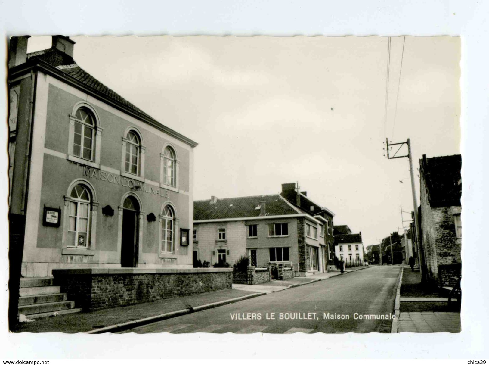 C 19034  -  Villers  Le Bouillet  -  Maison Communale  -  Photo Véritable - Villers-le-Bouillet