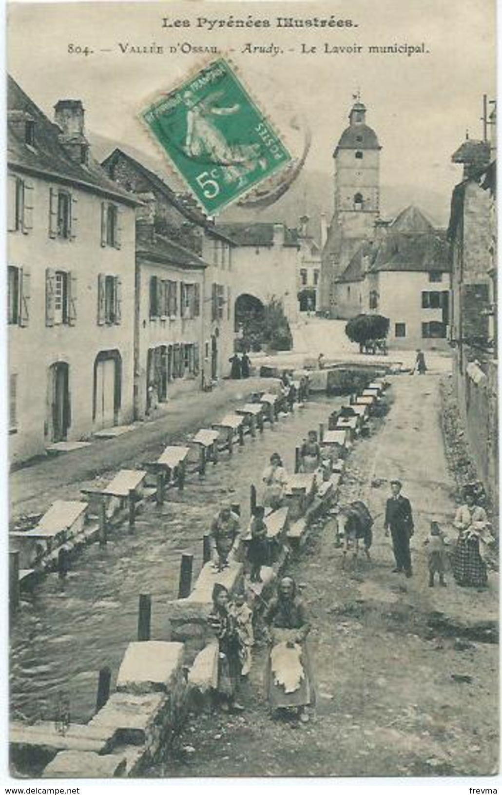 Arudy Le Lavoir Municipal - Arudy