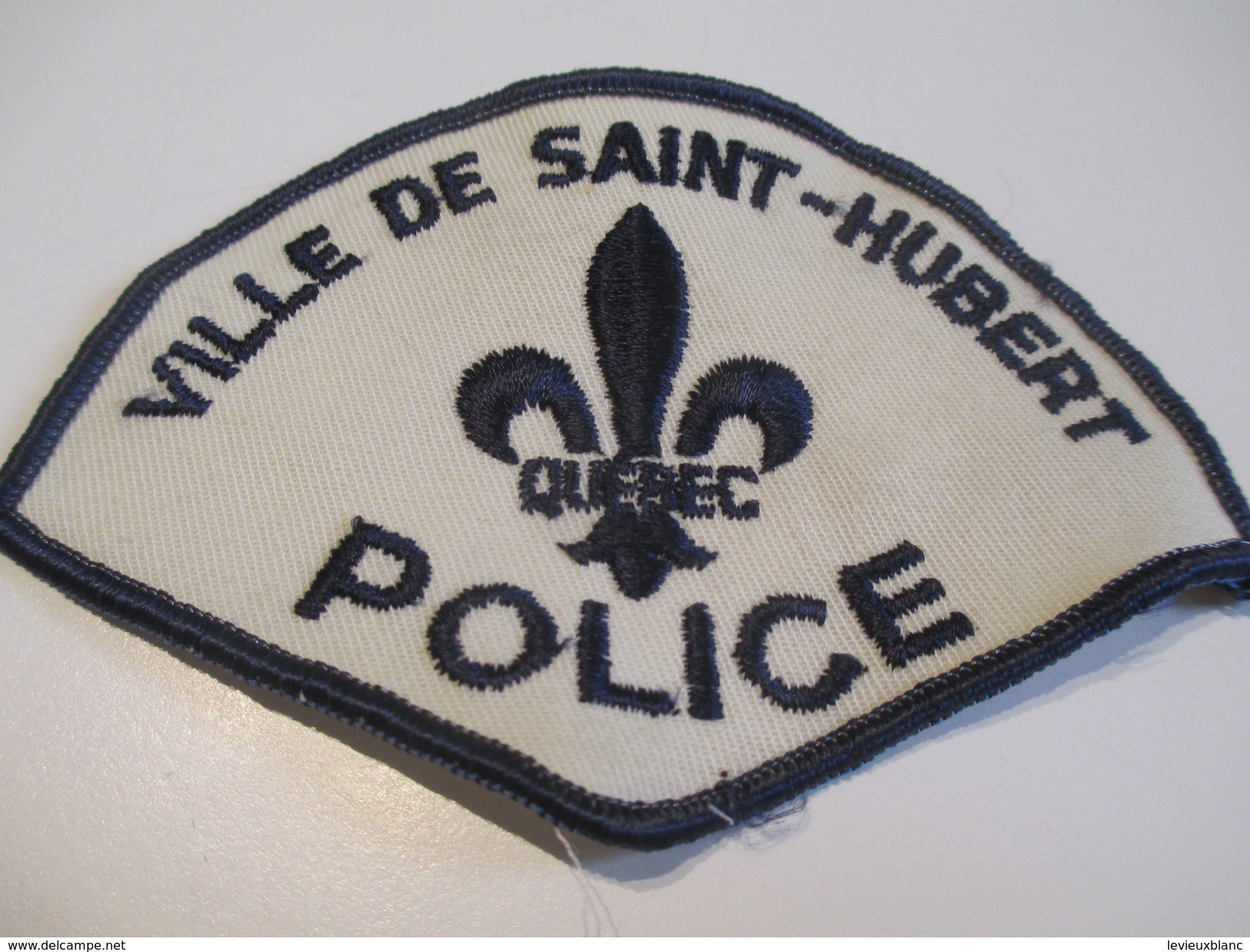 Écusson Tissu Ancien / Canada/ Québec/Police/ Ville De Saint-Hubert/ Années 1980            ET92 - Blazoenen (textiel)