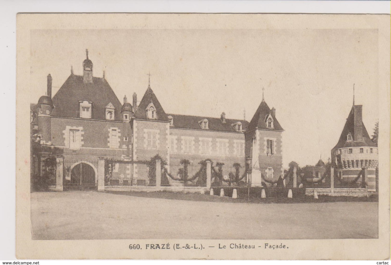 D28 - FRAZE - LE CHATEAU - FACADE - Autres & Non Classés