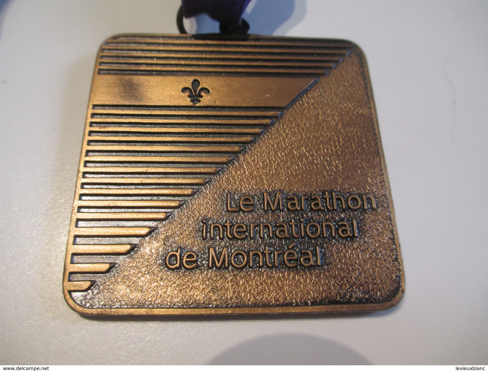 Médaille/ Le Marathon International De Montréal/Canada/ Participation/ 1981    SPO106 - Autres & Non Classés