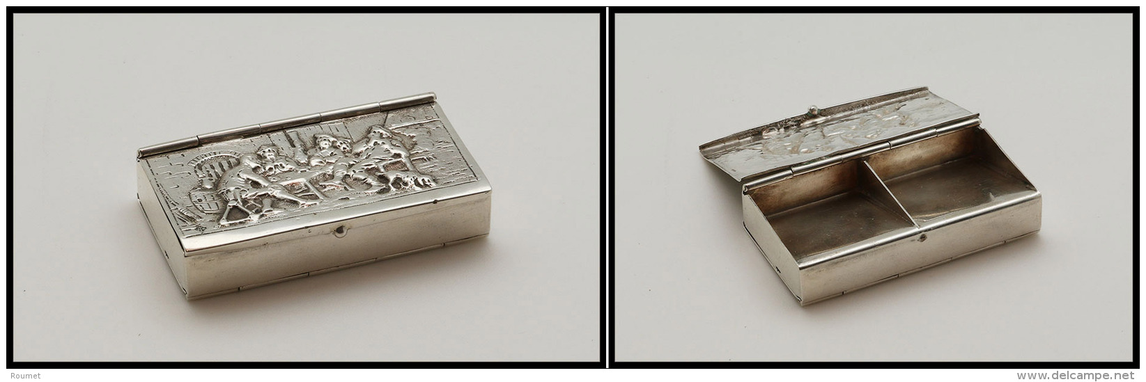 Bo&icirc;te Hollandaise En Argent, Ouverture Double Face, "Sc&egrave;ne De Taverne" En D&eacute;cor, 4 Comp., 50x28x10mm - Stamp Boxes