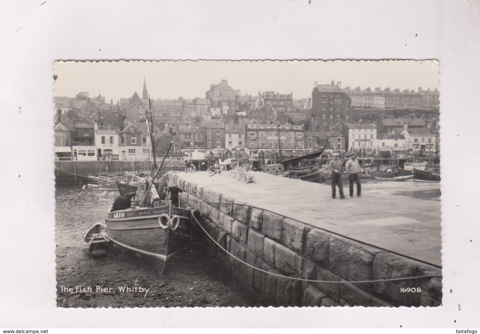CPM PHOTO THE FISH PIER, WHITBYE - Whitby