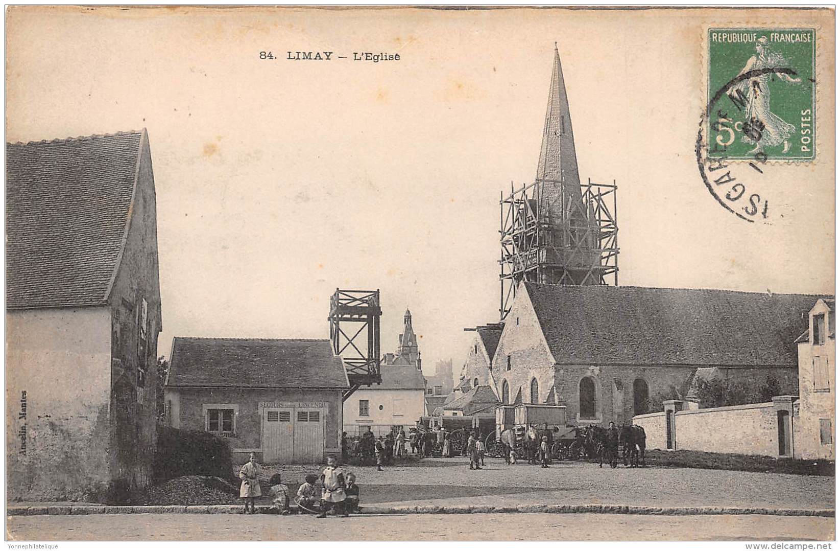 78 - YVELINES / Limay - L'église - Animée - Limay