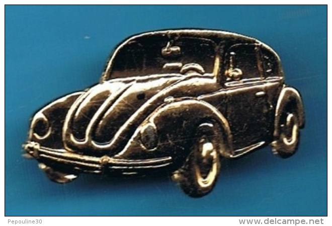 1 PIN'S //   ** COCCINELLE ** VOLKSWAGEN ** DORÉ ** . (&copy; Qualité Collectors Série Limitée) - Volkswagen