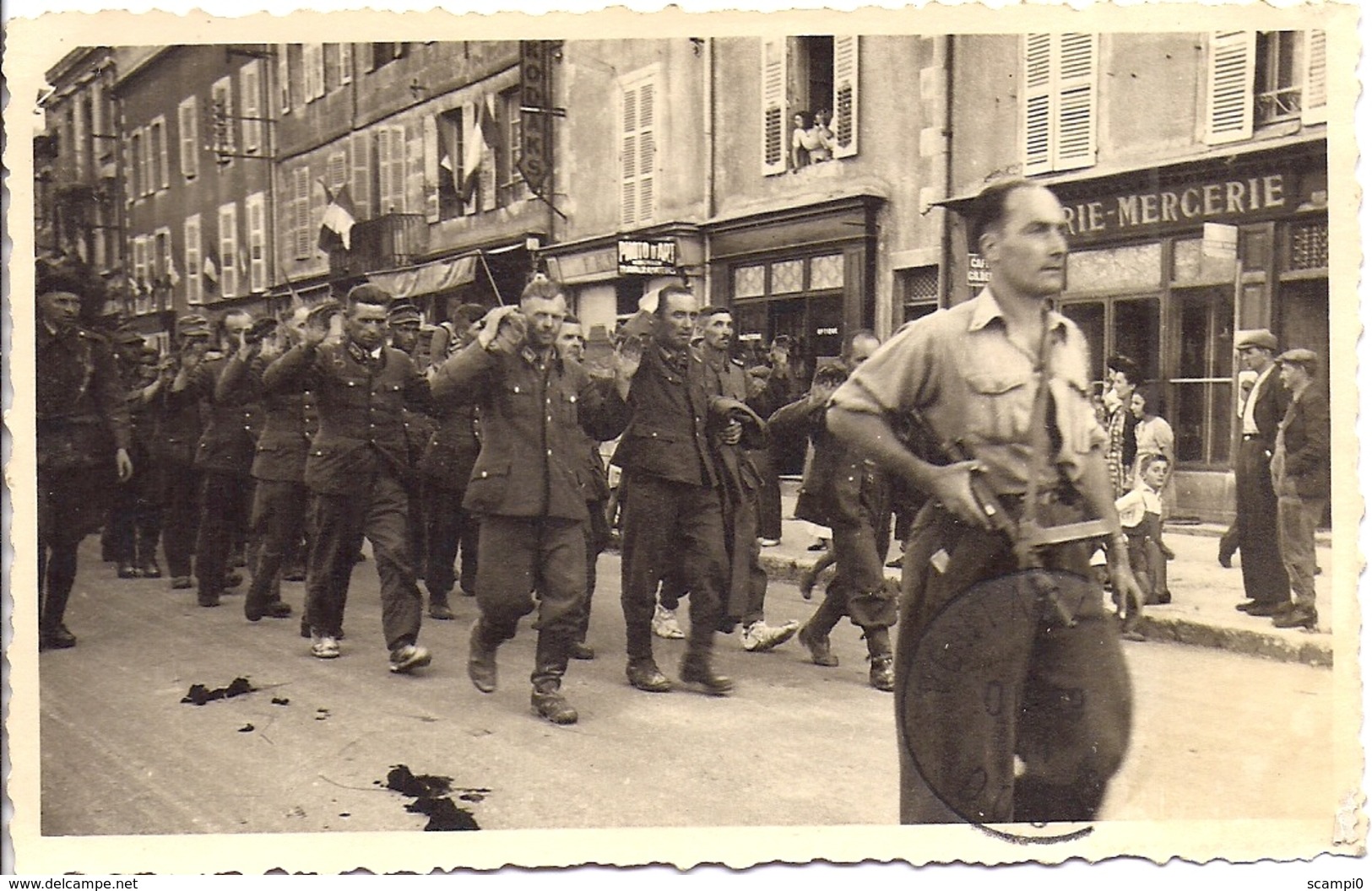 11885.....PONTARLIER..!!, Rédition Des Allemands Des Allemands Entouré Par Les FFI Le 10 Septembre 1944 - Pontarlier
