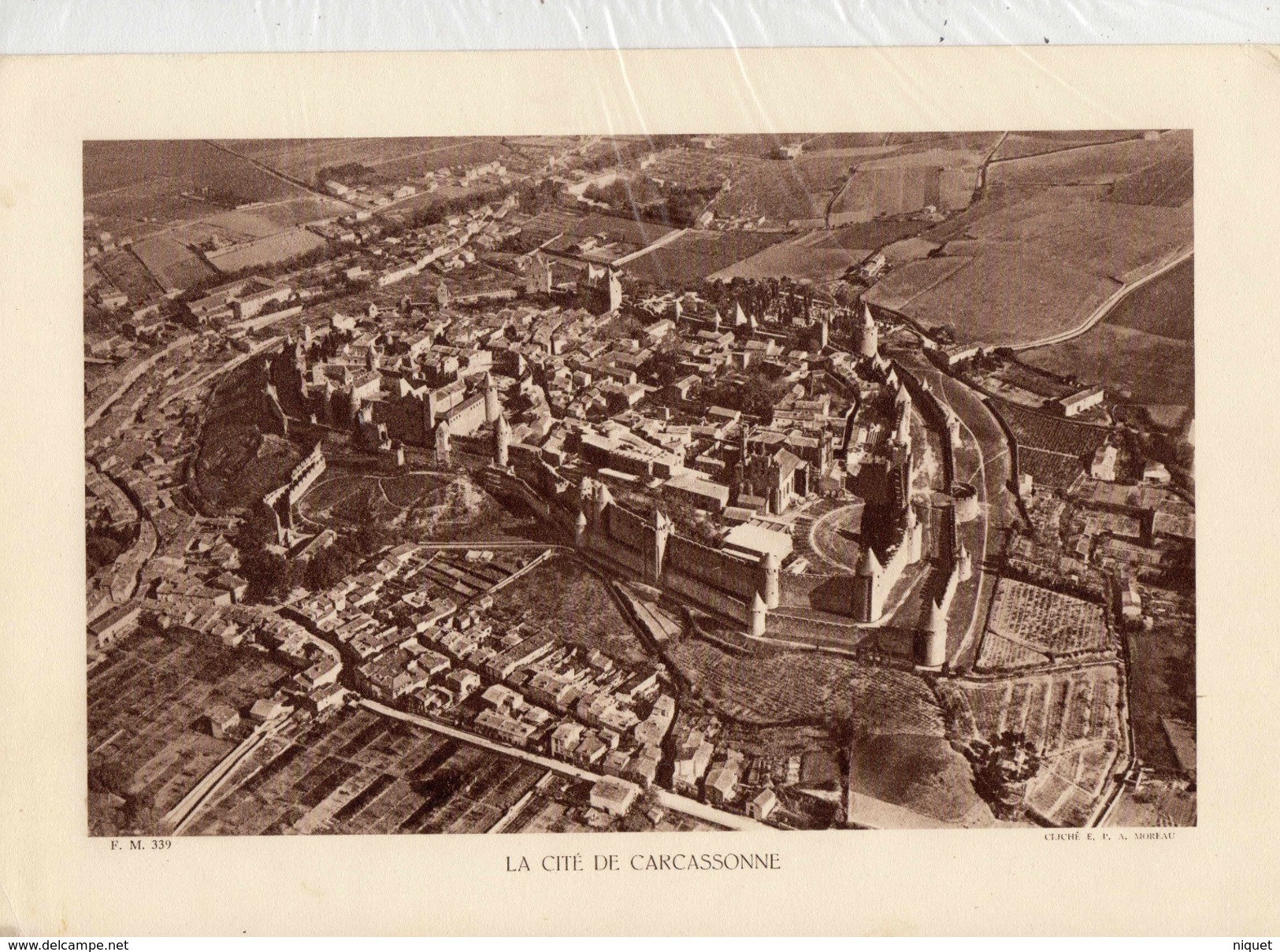 AUDE, LA CITE DE CARCASSONNE, Planche Densité = 200g, Format: 20 X 29 Cm, (E.P.A. Moraud) - Documents Historiques